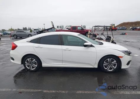 2017 Honda Civic Lx z USA, uszkodzony, nr VIN 19XFC2F54HE233110